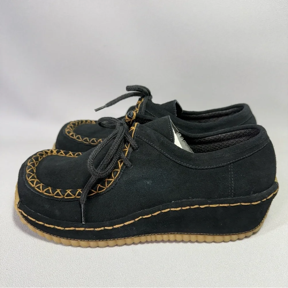 Soda Vintage Y2K Black Suede Platform Lace-Up Shoes
